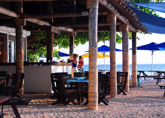 Hideaway Island Resort